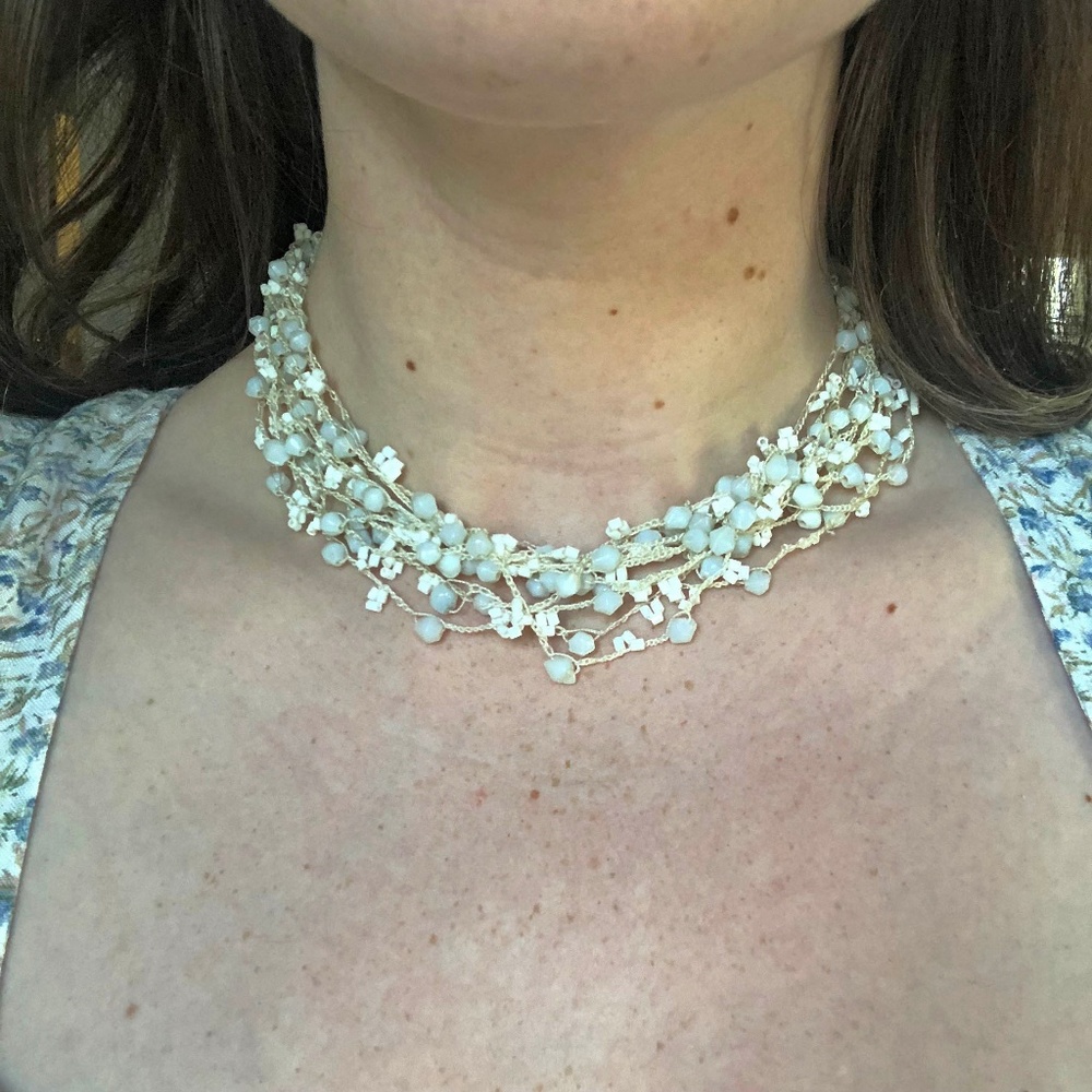 3/30 🌈 Vintage White Assorted Beads Choker